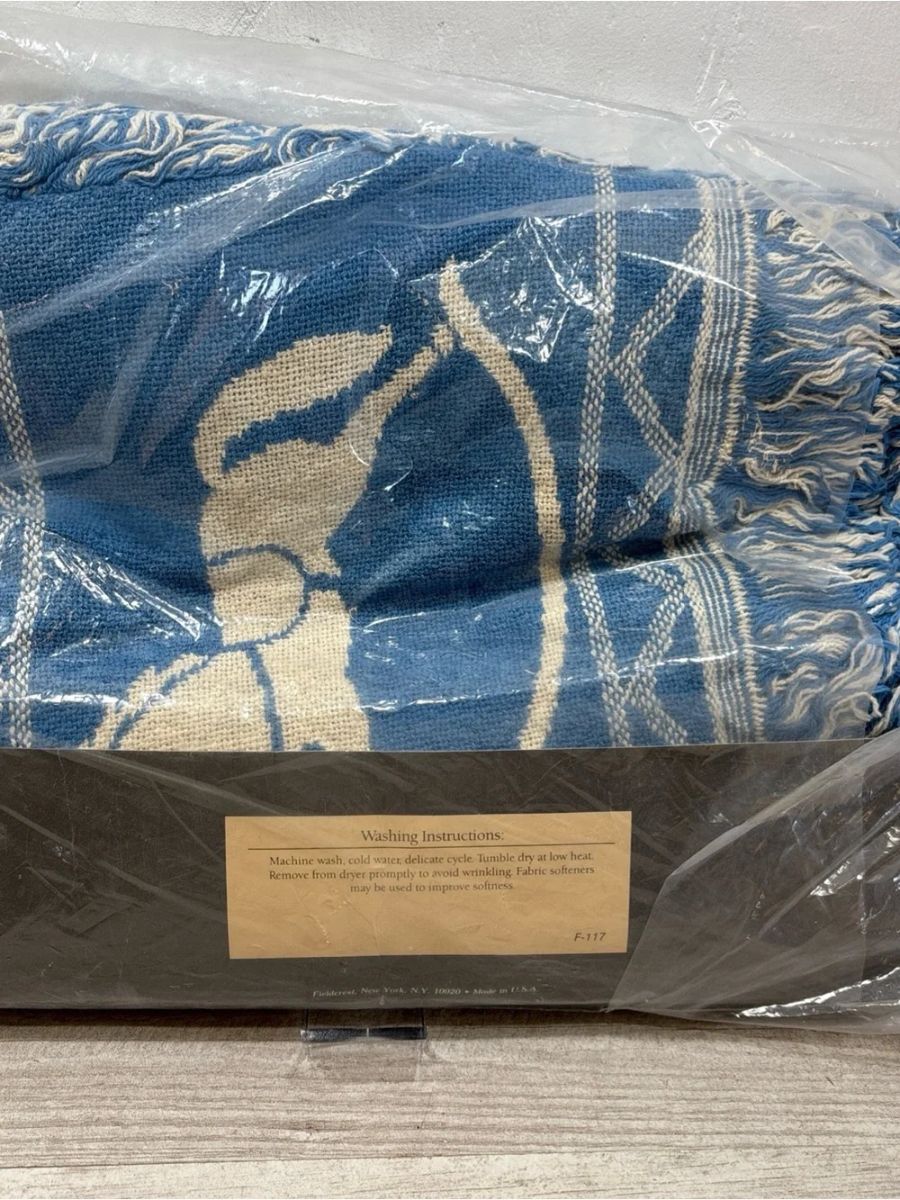 NEW Vintage Fieldcrest Loom Woven Throw Blanket Blue & White 50